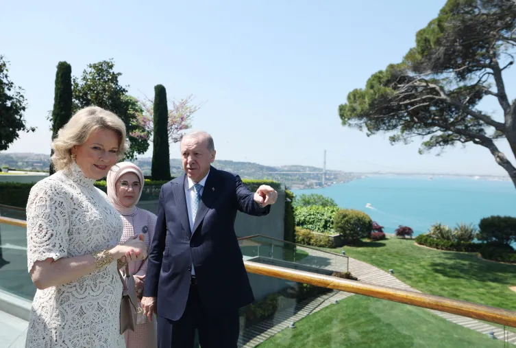 Erdoğan ile Belçika Kraliçesi Mathilde İstanbul’da Bir Araya Geldi