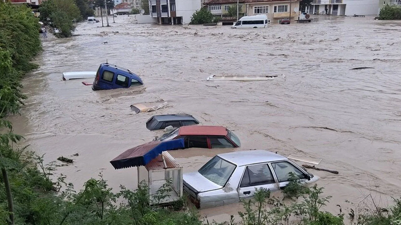 AFAD’dan Samsun’daki Sel Bölgesine 50 Milyon Liralık Acil Yardım