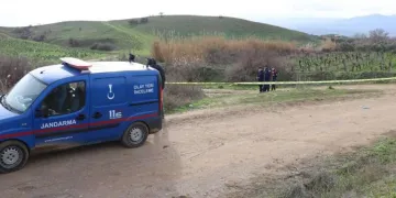 Denizli’de Çiftçi Hasan Doğan Traktörün Hidrolik Sistemine Sıkışarak Hayatını Kaybetti