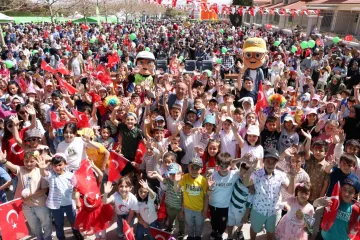 Meram Belediyesi’nden Çocuklara Karne Hediyesi: 80 Binde Devr-i Alem’de İki Gün Sürecek Şenlik
