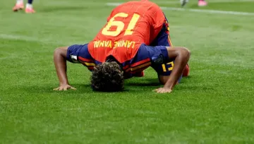 Lamine Yamal Secdeli Gol Sevinci Sonrası Irkçı Yorumların Hedefi Oldu