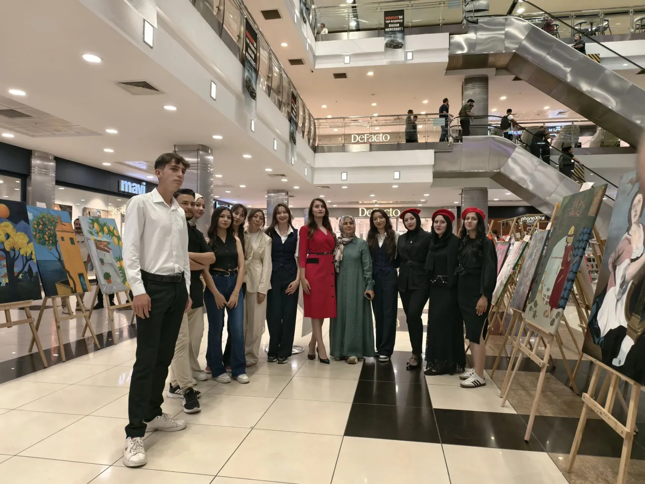 Çumra’dan Konya’ya Sanat Köprüsü! Çumra Atatürk Anadolu Lisesi Öğrencilerinden Spectrum Resim Sergisi