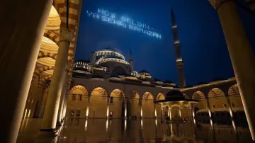2027 RAMAZAN VE BAYRAM TAKVİMİ!