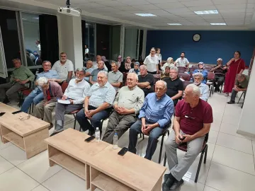 40 yıl haber peşinde geçti! Ali Sait Öge unutamadığı anıları Konya'da anlattı