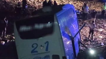 Amasya’da Yolcu Otobüsü Kazası: 24 Kişi Yaralandı