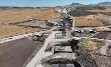 Ankara-Samsun Hızlı Tren Hattında Çalışmalar Hızlandı: Yolculuk 2,5 Saate Düşecek