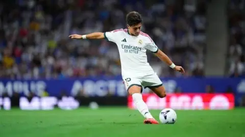 Arda Güler Yerde Kaldı, Jose Mourinho Çılgına Döndü! Hakeme Sert Tepki
