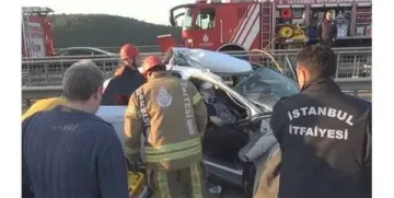 Arnavutköy’de 5 Araçlı Kaza: Yaralılar Araçlarda Sıkıştı
