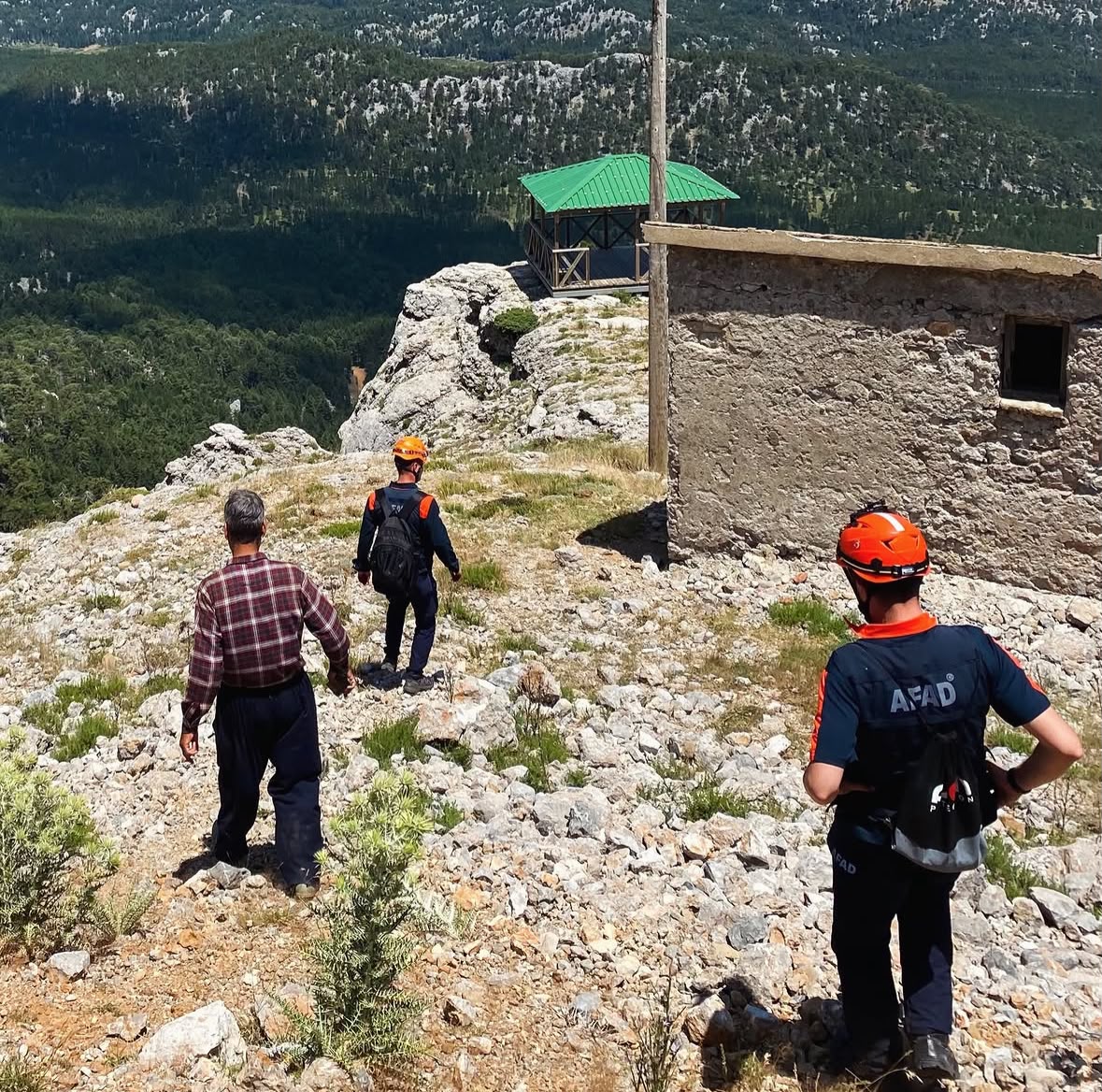 Konya Beyşehir'de Kaybolan G.K. AFAD ve Jandarma Ekiplerince Sağ Bulundu haber fotoğrafı
