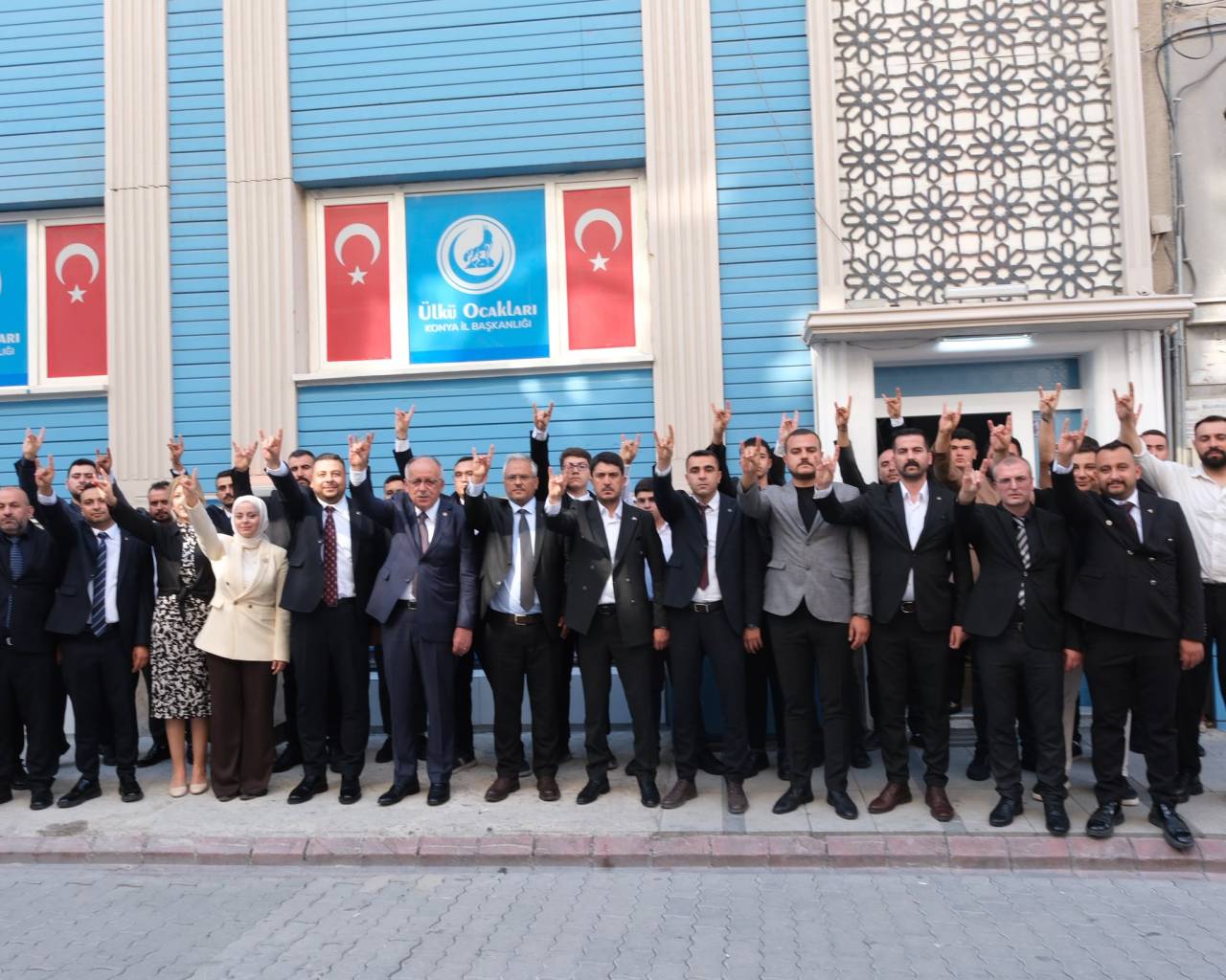 MHP'li Mustafa Kalaycı Konya Ülkü Ocakları İl Başkanlığını Ziyaret Etti haber fotoğrafı