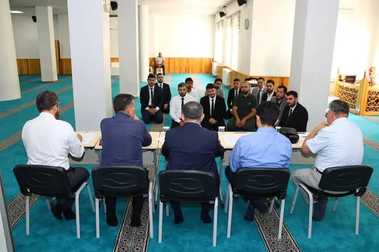 Konya'da Ezanı Güzel Okuma Yarışması il birincisi Muhammed Bahaeddin Atabey oldu haber fotoğrafı