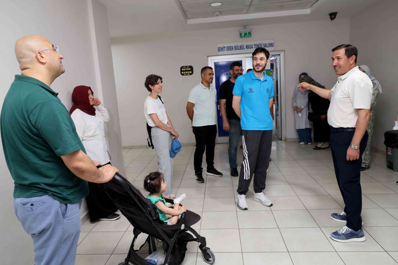 Karatay Belediye Başkanı Hasan Kılca Yaz Spor Okulları Öğrencileriyle Buluştu haber fotoğrafı