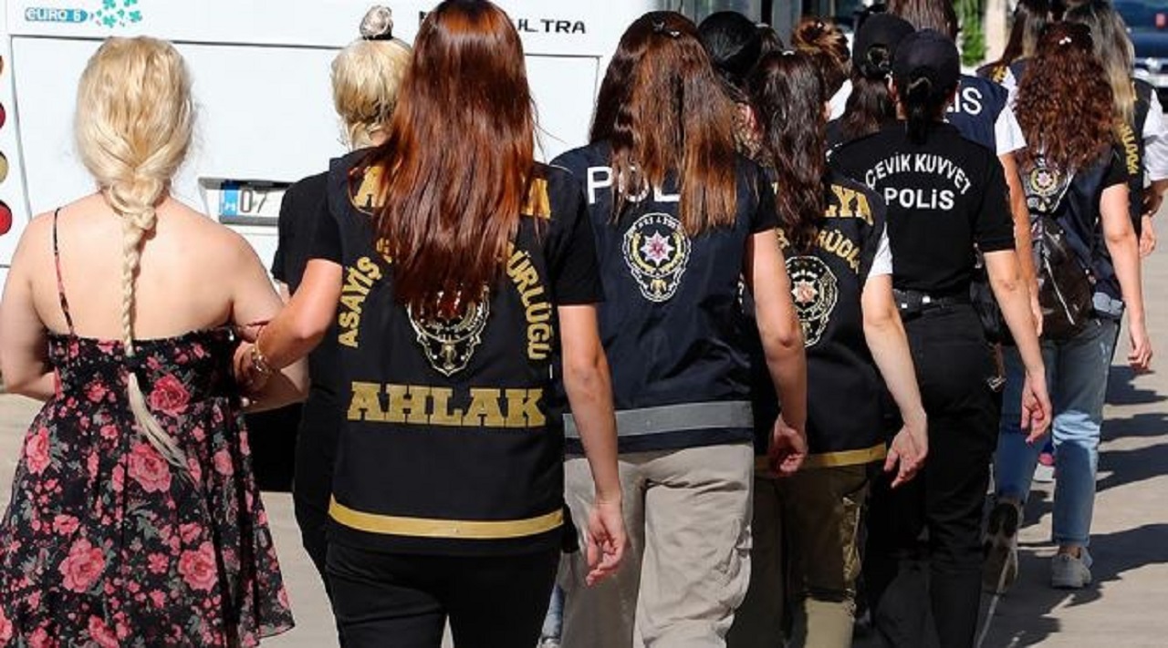 Başkentte fuhuş operasyonu - 10 gözaltı var haber fotoğrafı
