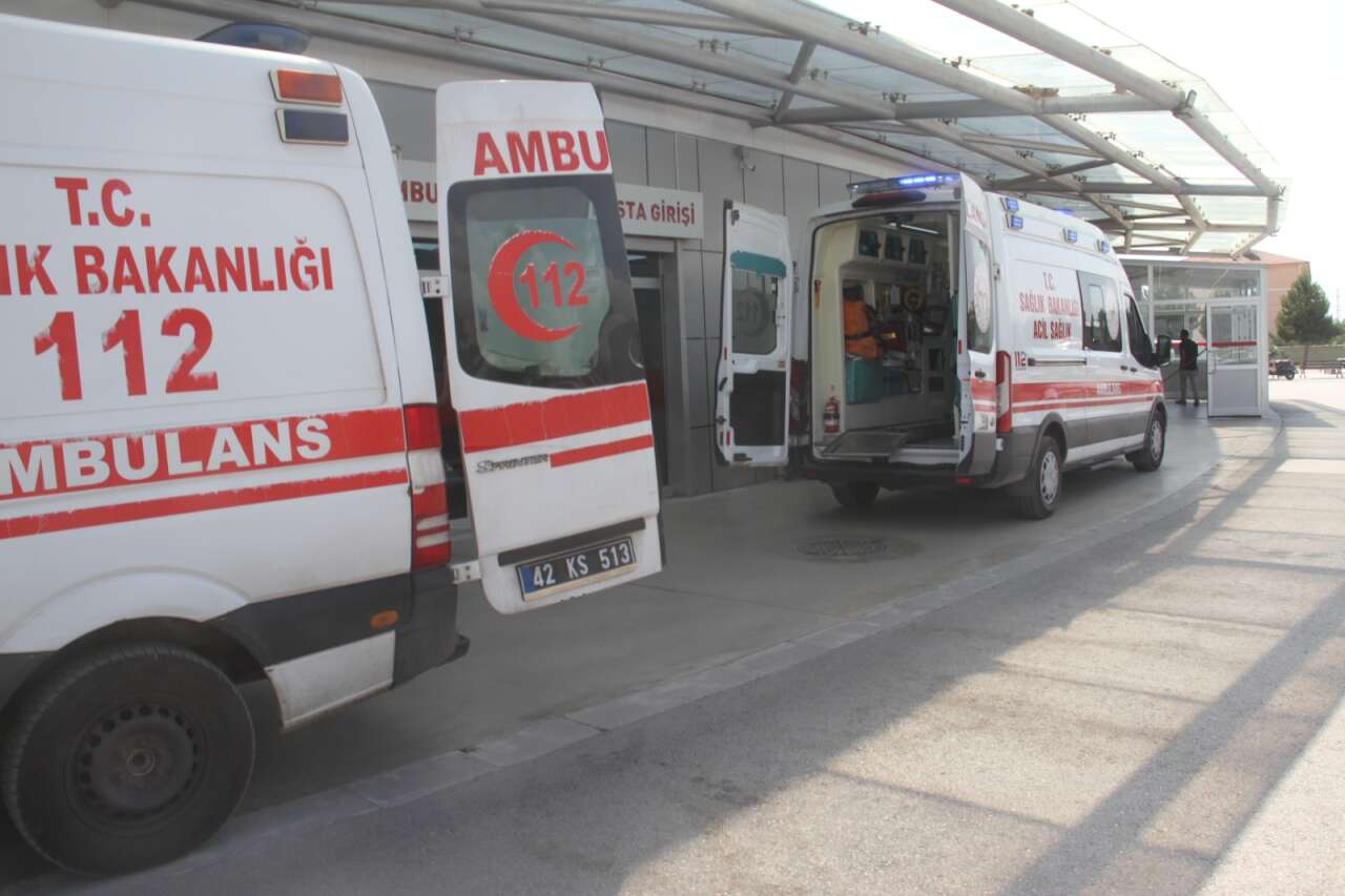 Konya Beyşehir'de Meydana Gelen İki Trafik Kazasında Üç Kişi Yaralandı haber fotoğrafı