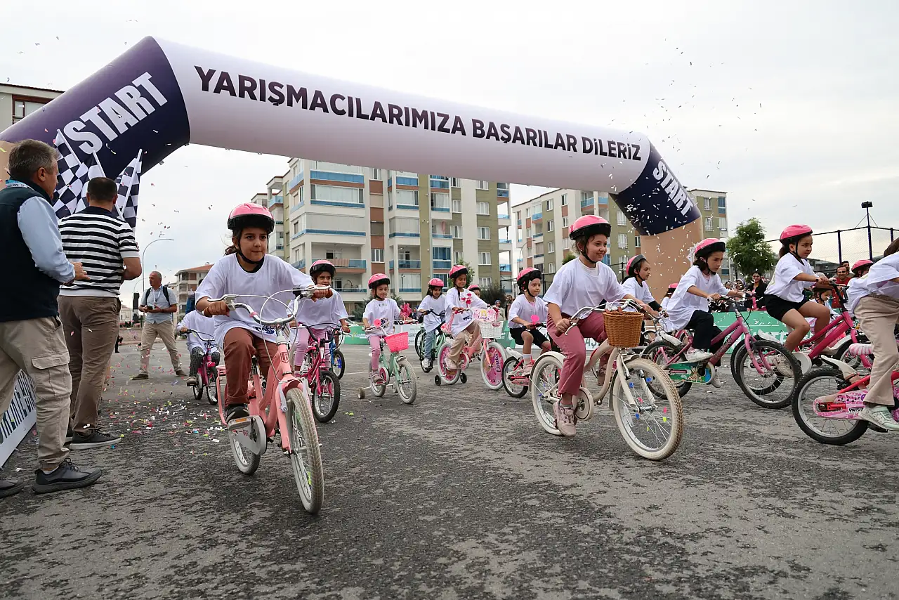 Konya Karatay'da Düzenlenen 10. Düz Bisiklet Yarışı'nda Kazananlar Belli Oldu haber fotoğrafı