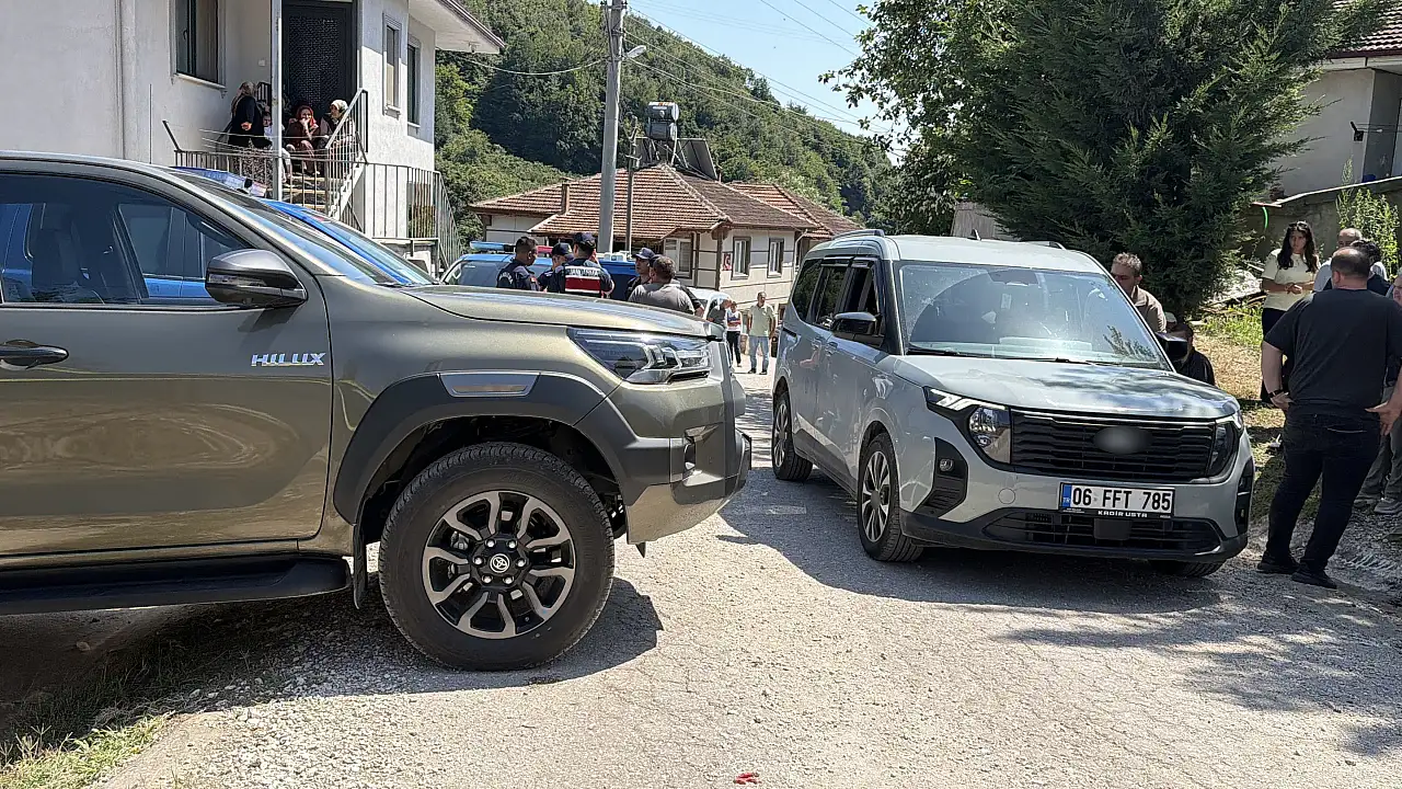 Düzce'de Arazi Anlaşmazlığı Nedeniyle Yengesini Pompalı Tüfekle Öldüren Şüpheli Yakalandı haber fotoğrafı