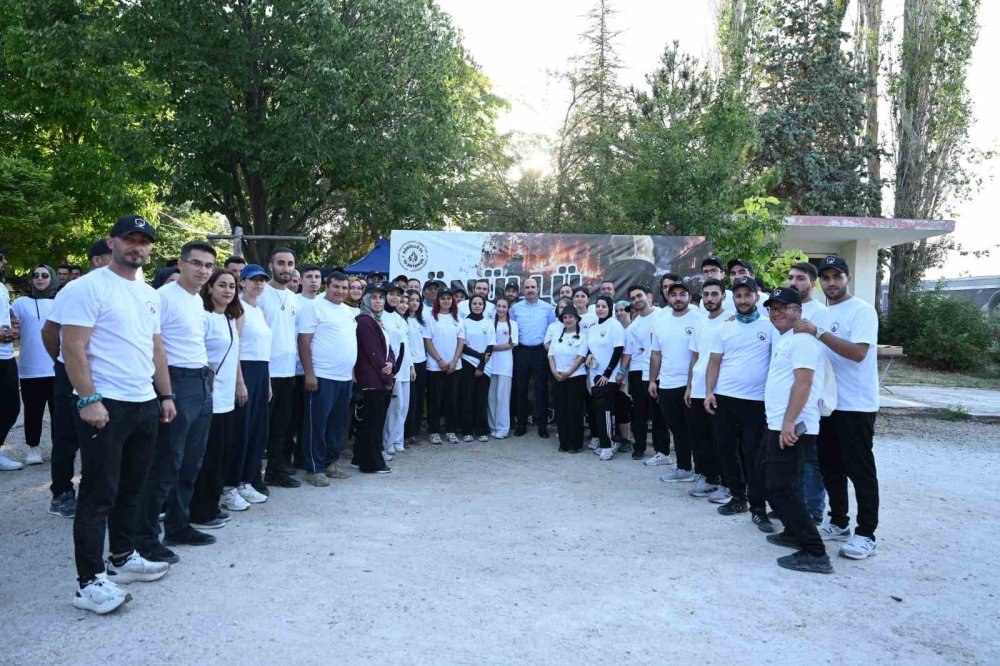 Konya Büyükşehir Belediyesi Gönüllü İtfaiyecilik Eğitimlerini Sürdürüyor haber fotoğrafı