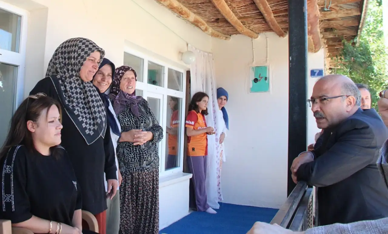 İYİ'ler, Konya'da sorunların takipçisi olacaklarının sözünü verdi haber fotoğrafı