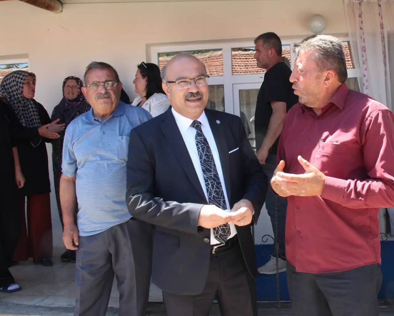 İYİ'ler, Konya'da sorunların takipçisi olacaklarının sözünü verdi haber fotoğrafı