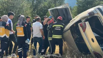 Konya'da Meydana Gelen Trafik Kazasında Sürücü Araçta Sıkıştı