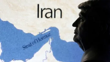 İran ABD tutumunu değiştirene kadar Hürmüz Boğazının açılmayacağını duyurdu
