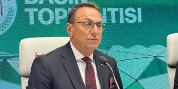 Konyaspor Yönetimi Yeni Dönemde Güçlü İletişim Kurma Sözü Verdi