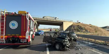 Konya'da alev alan otomobilde sıkışan İsmail Erdoğdu hayatını kaybetti