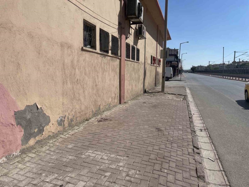 Konya’da Sokak Ortasında Bıçaklanan 18 Yaşındaki Genç Kurtarılamadı haber fotoğrafı