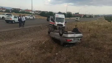 Konya Seydişehir'de hastane dönüşü kaza yapan iki kişi yaralandı