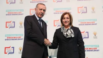 Eski AK Parti Kocaeli Milletvekili Azize Sibel Gönül Hayatını Kaybetti