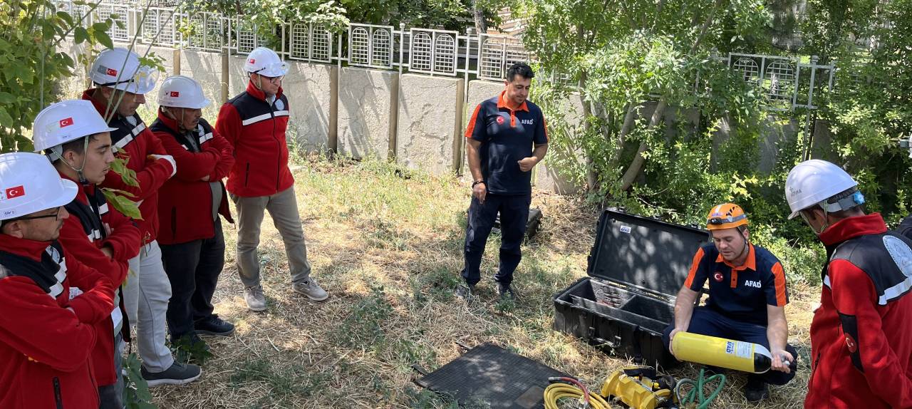 CAN-KURT Arama Kurtarma Ekipleri 17 Ağustos Öncesi Hazırlık Yaptı haber fotoğrafı