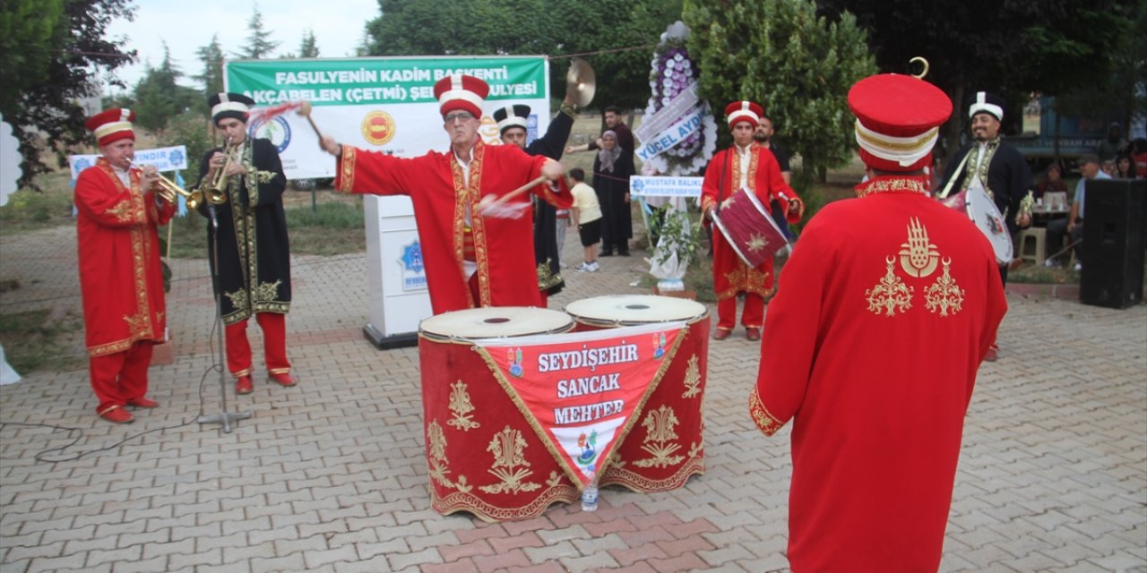 Beyşehir'de 70 yaş üzerindeki kadınlara teşekkür edildi