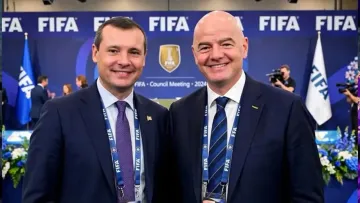 FIFA'da 3 numaralı isim olarak bilinen Lamour görevinden ayrıldı