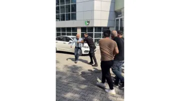 Denizlispor Tesislerinde Taraftarlar ile Başkan Arasında Gerginlik Yaşandı