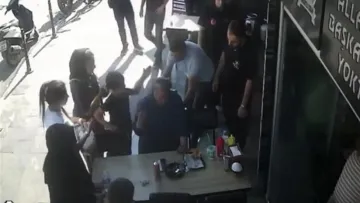 Konya'da boğazına yiyecek kaçan kadın ilk yardımla kurtarıldı