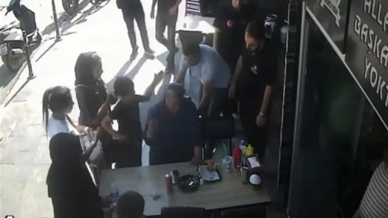 Konya'da boğazına yiyecek kaçan kadın ilk yardımla kurtarıldı