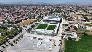 Karatay Spor Merkezi inşaatında çalışmalar tüm hızıyla sürüyor