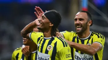 Fenerbahçe 18 yıl aradan sonra yeniden Şampiyonlar Ligi'nde