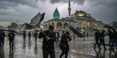 Konya'da Hava Sıcaklıkları Düşüyor Yağışlı Hava 3 Gün Sürecek