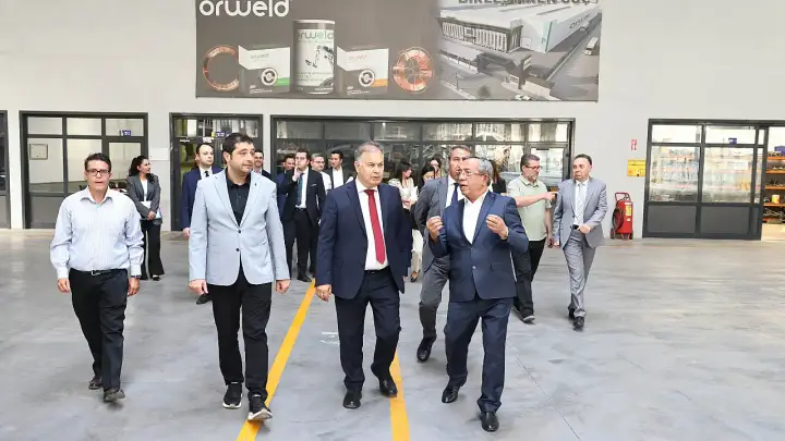Konya sanayicilerinin ithalat sorunları bakanlık heyetince dinlendi