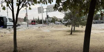 Konya'da Kıskançlık Nedeniyle Çıkan Kavgada 15 Yaşındaki Çocuk Bıçaklandı