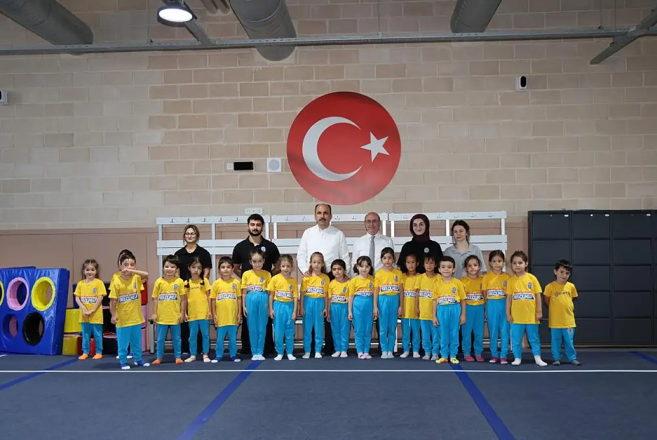 Başkan Altay ve Başkan Pekyatırmacı Geleceğin Şampiyonlarıyla Buluştu haber fotoğrafı