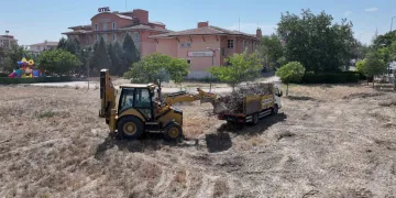 Karatay'daki Okullarda Yeni Eğitim Yılı Hazırlıkları Devam Ediyor