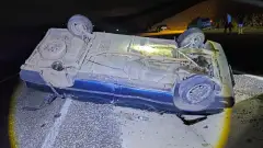 Tekeri Yerinden Çıkan Otomobil Kontrolden Çıkarak Takla Attı