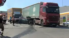 Başakşehir'de yokuştan korna çalarak indi; trafik ışıklarında bekleyen araçlara çarptı - Gündem