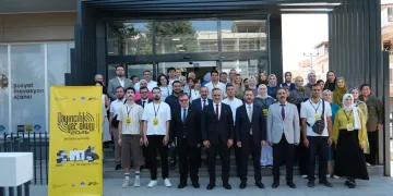Konya'da Gerçekleştirilen Yayıncılık Yaz Okulu 30 Gençle Sona Erdi