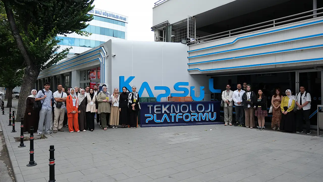 Konya'da Düzenlenen Yayıncılık Yaz Okulu Programı Tamamlandı haber fotoğrafı