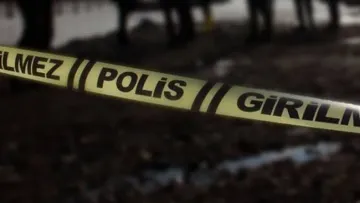Konya'da sepetli vinçten düşen vinç operatörü yaralandı
