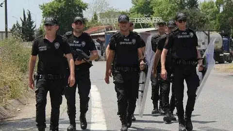 Başakşehir’deki Saldırının Ardından Okul Çevrelerinde Güvenlik Önlemleri Artırıldı