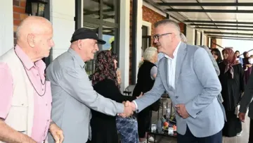 Başkan Ustaoğlu’ndan Seydişehir Huzurevi’ne Yaşlılar Günü ziyareti
